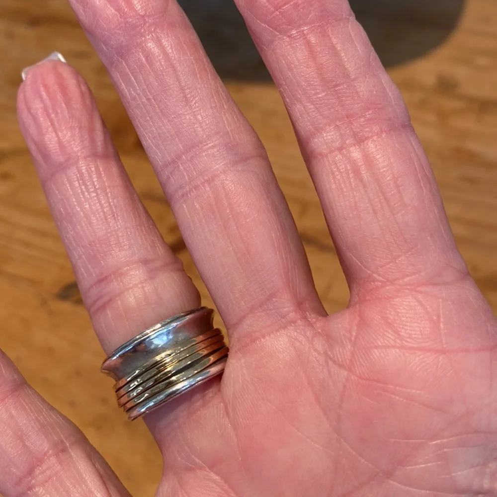 🎉 SOLD SOLD SOLD‼️SUNDANCE 14k EMBRACE SPINNING 5.5 STERLING SILVER RING‼️ - Picture 3 of 7